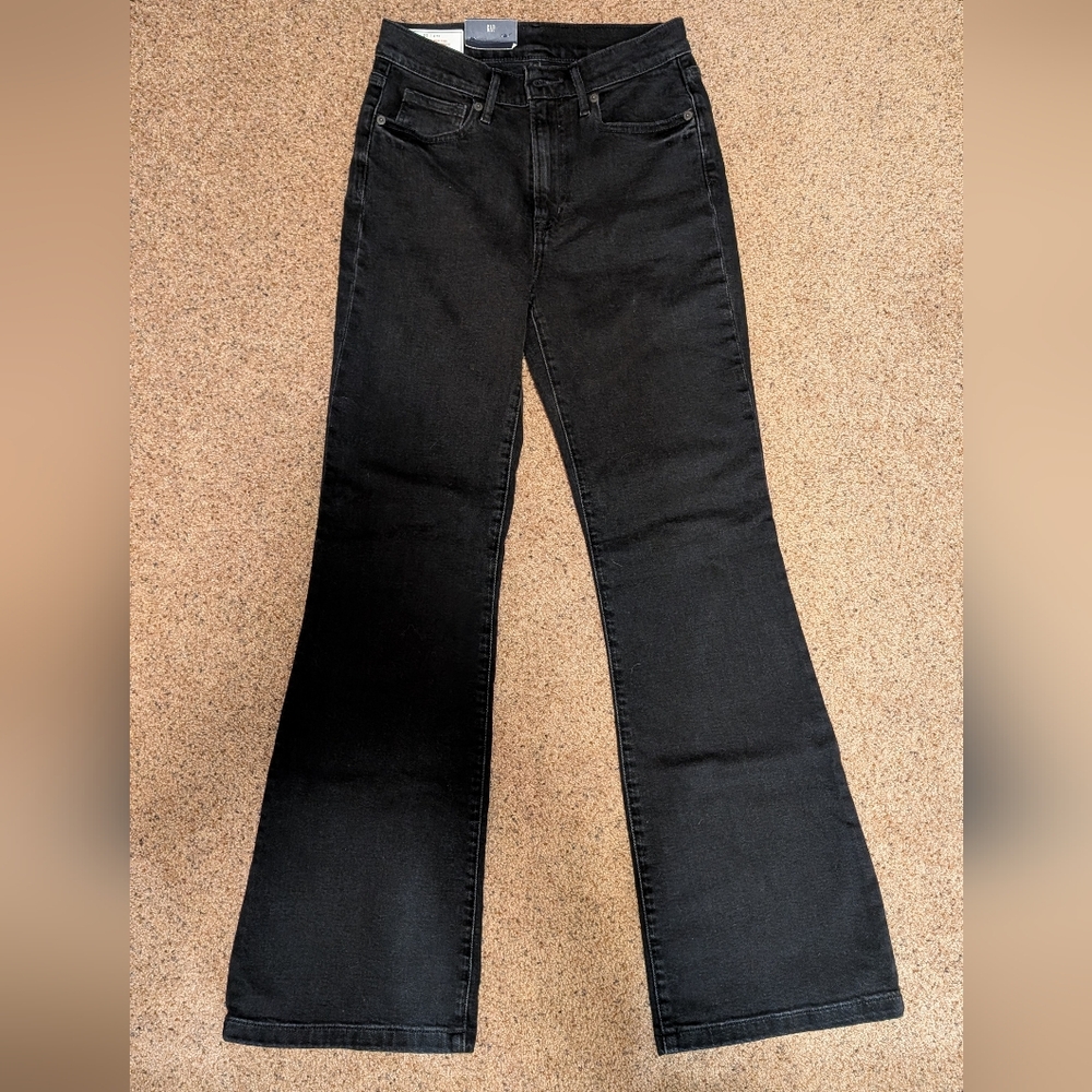 GAP High Rise '70s Flare Jeans 🖤 BLACK